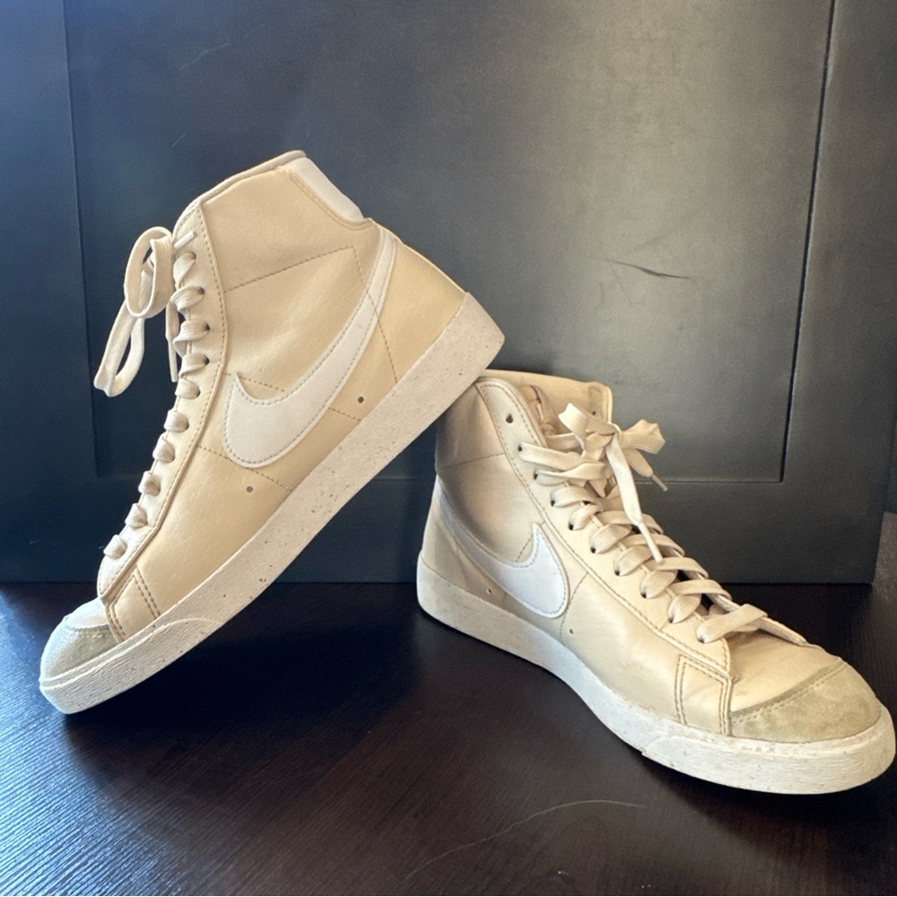 Nike Blazer Mid 77 'Light Orewood Brown' White DQ4124-100 Women's Size 9